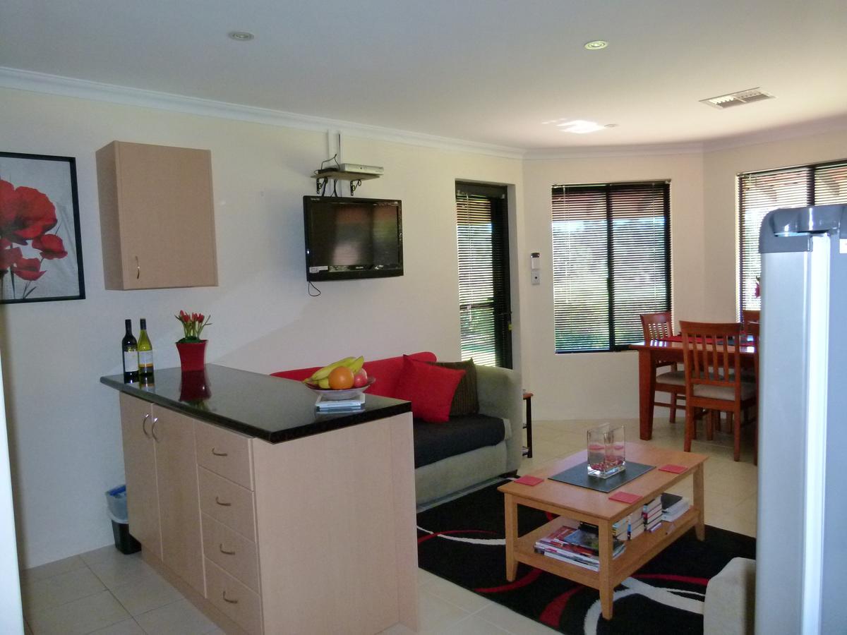 Seatrees Accommodation Yanchep Exterior photo